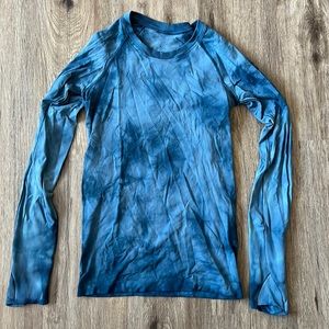 Lululemon swiftly, long sleeve. Size 4.